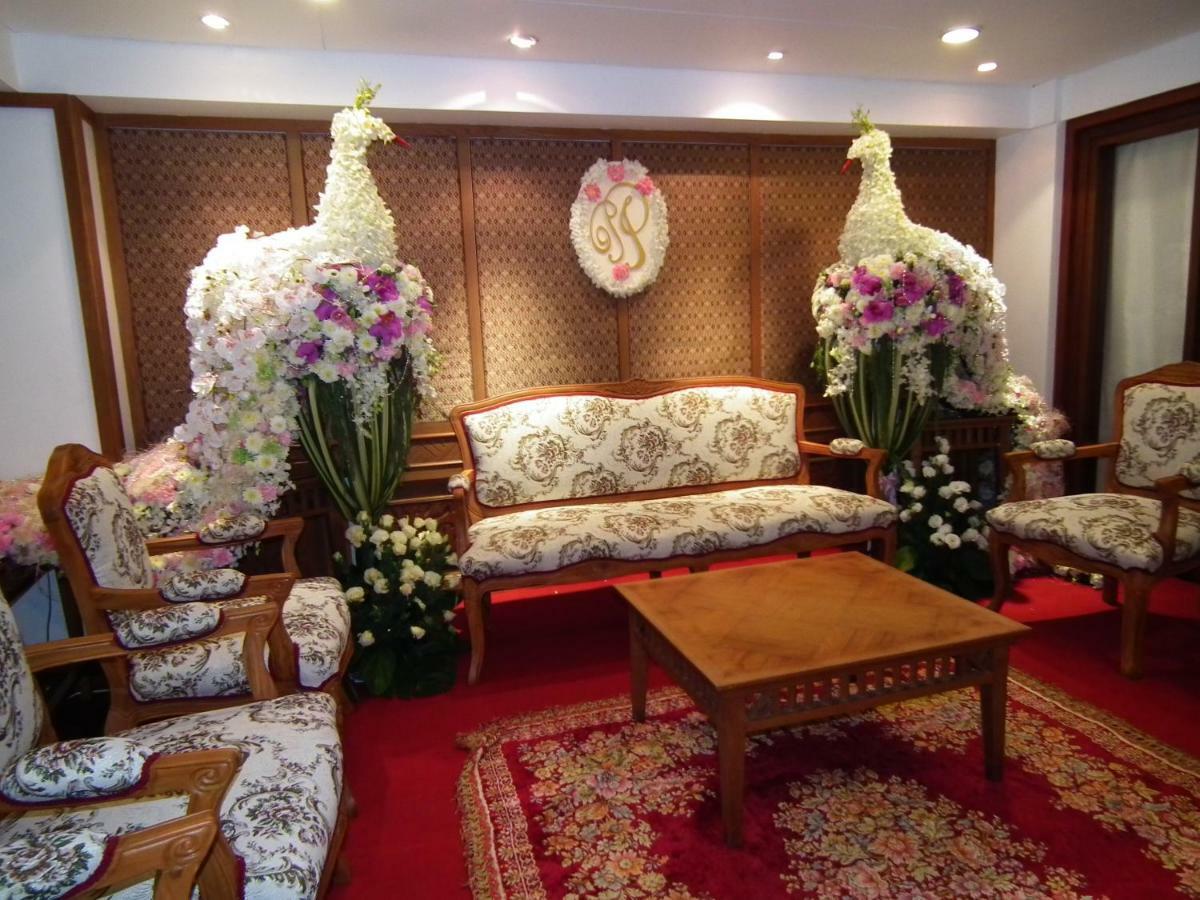 Dusit Hotel Sakon Nakhon Exterior foto
