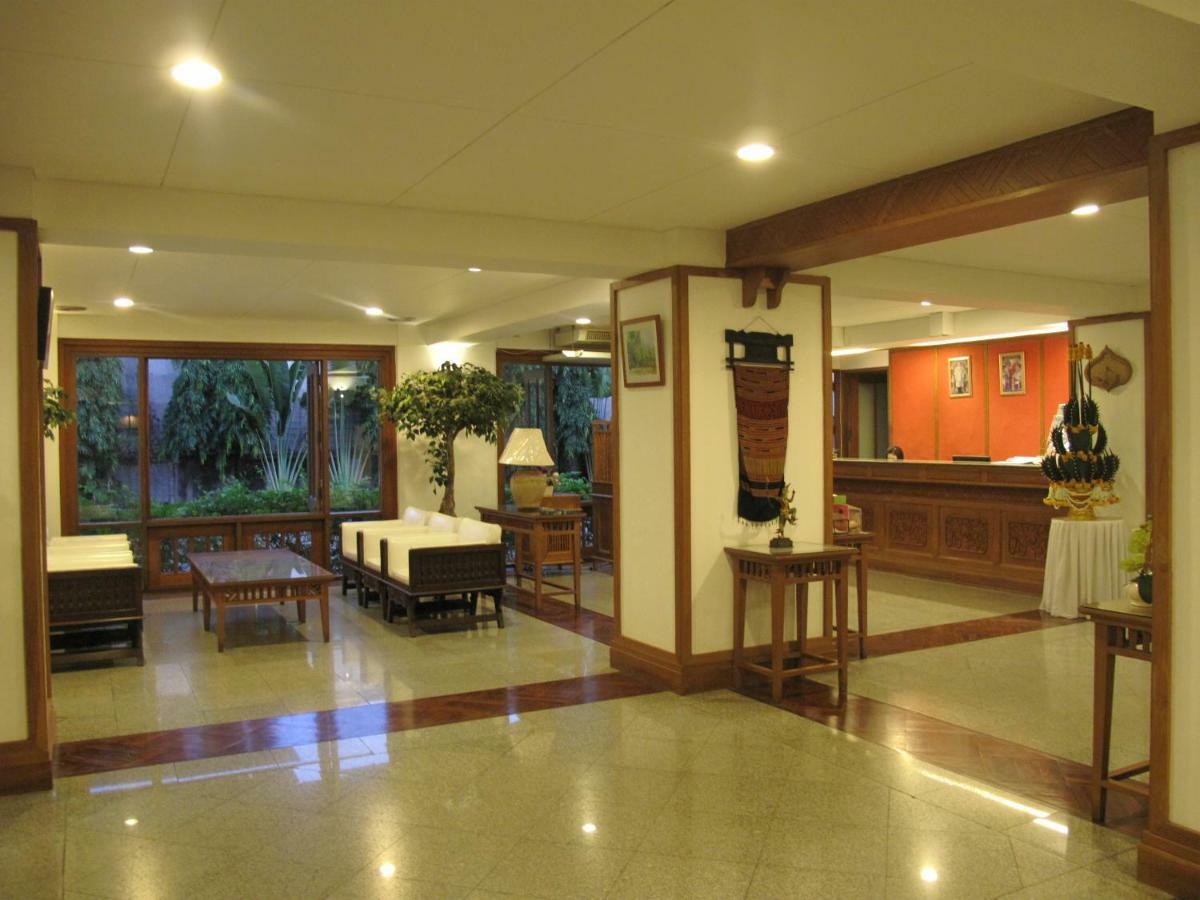 Dusit Hotel Sakon Nakhon Exterior foto